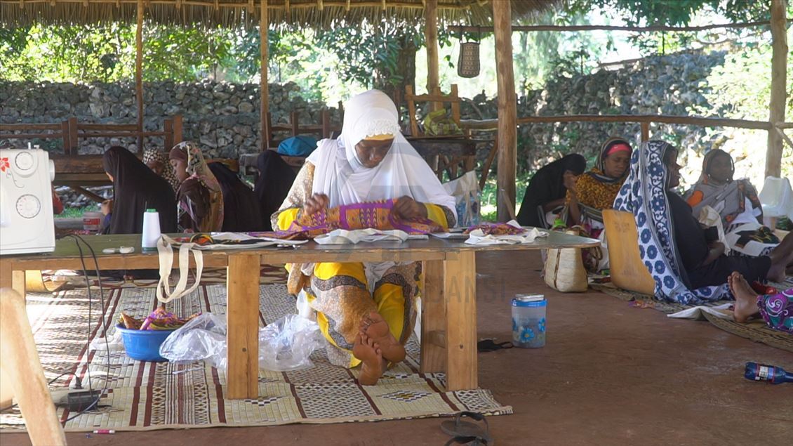 Zanzibar'da, Türk vatandaşı Yentürk'ün kurduğu Assalam Vakfı bölge halkına ışık oldu