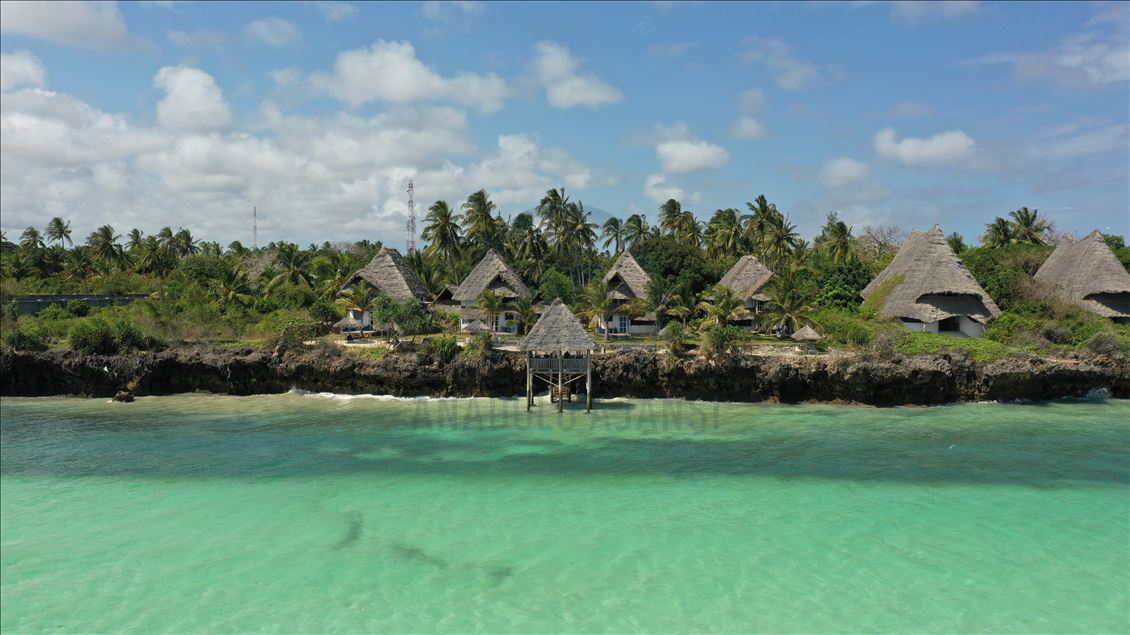 Zanzibar'da, Türk vatandaşı Yentürk'ün kurduğu Assalam Vakfı bölge halkına ışık oldu