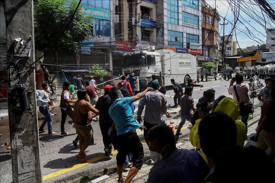 Nepal, përleshje midis policisë dhe protestuesve ndaj masave anti-COVID-19