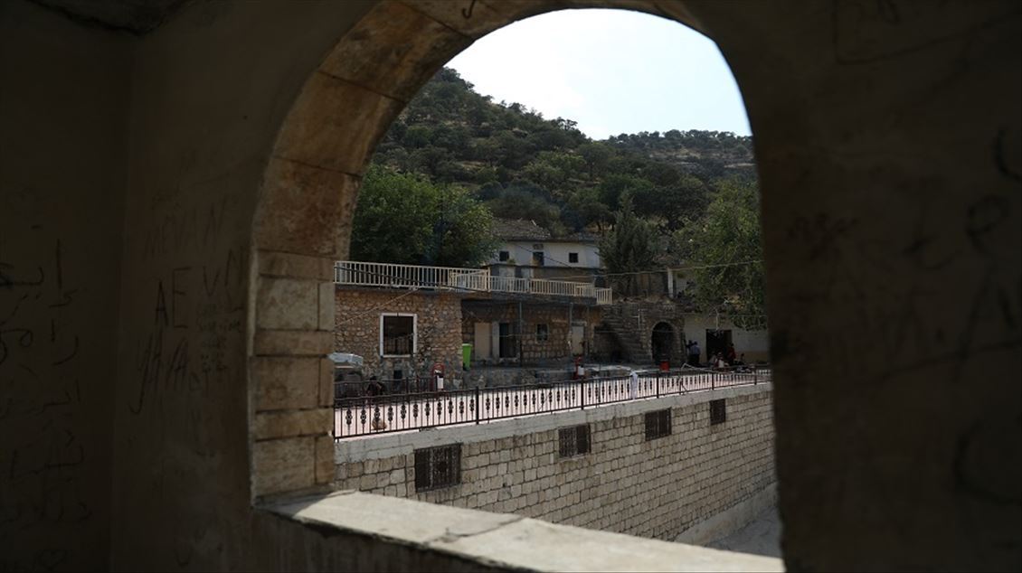 لالش.. شوێنە پیرۆزەکەی پەیڕەوانی ئایینی ئێزدی 
