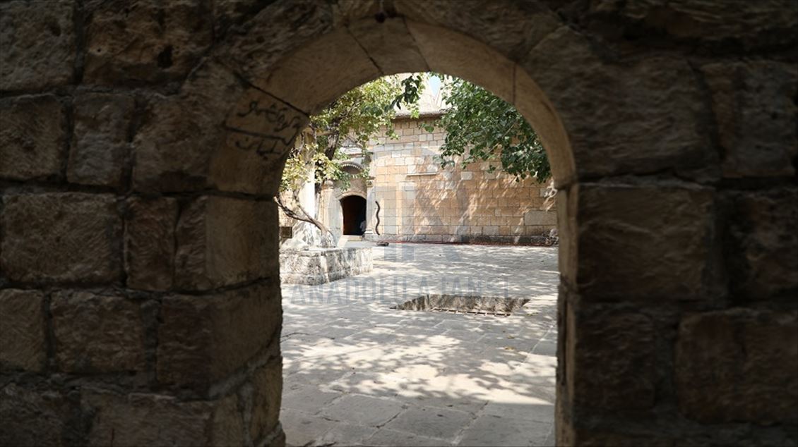 لالش.. شوێنە پیرۆزەکەی پەیڕەوانی ئایینی ئێزدی 
