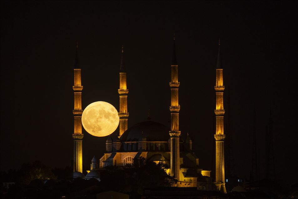 Edirne'de dolunay