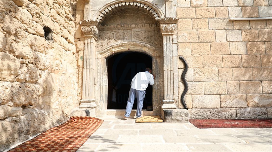 لالش.. شوێنە پیرۆزەکەی پەیڕەوانی ئایینی ئێزدی 
