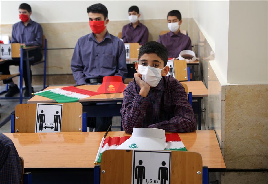ئێران.. دەستیپێکردنی ساڵی نوێی خوێندن لە سێبەری کۆرۆنادا