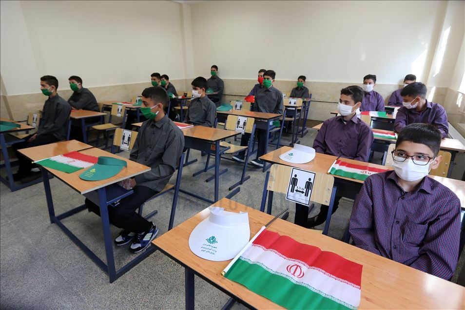 ئێران.. دەستیپێکردنی ساڵی نوێی خوێندن لە سێبەری کۆرۆنادا