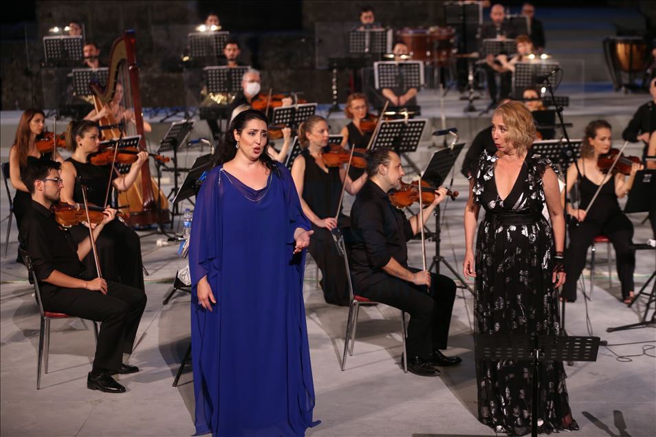 В Турции открылся 27-й Международный фестиваль оперы и балета «Аспендос»
