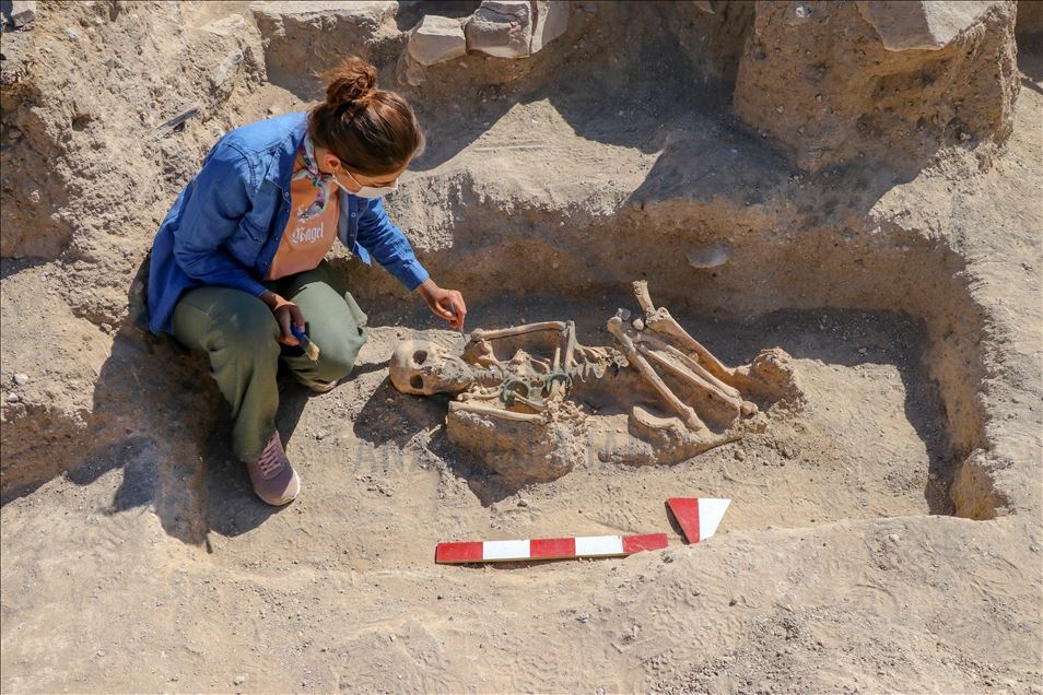 Urartu woman buried with jewelry discovered in Turkey's Van