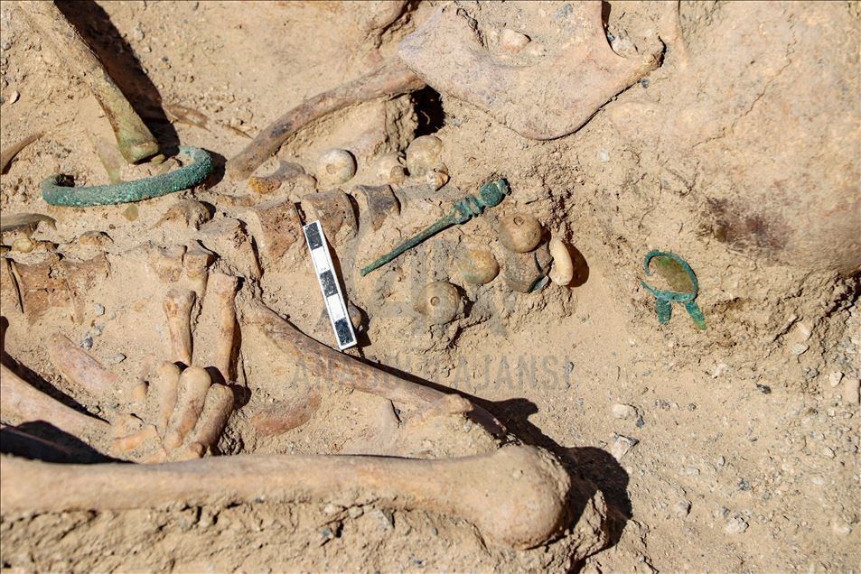 Urartu woman buried with jewelry discovered in Turkey's Van - Anadolu Ajansı