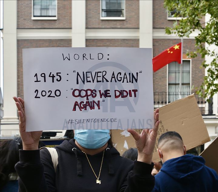 Londër, protestohet ndaj presionit të Kinës kundër turqve ujgurë