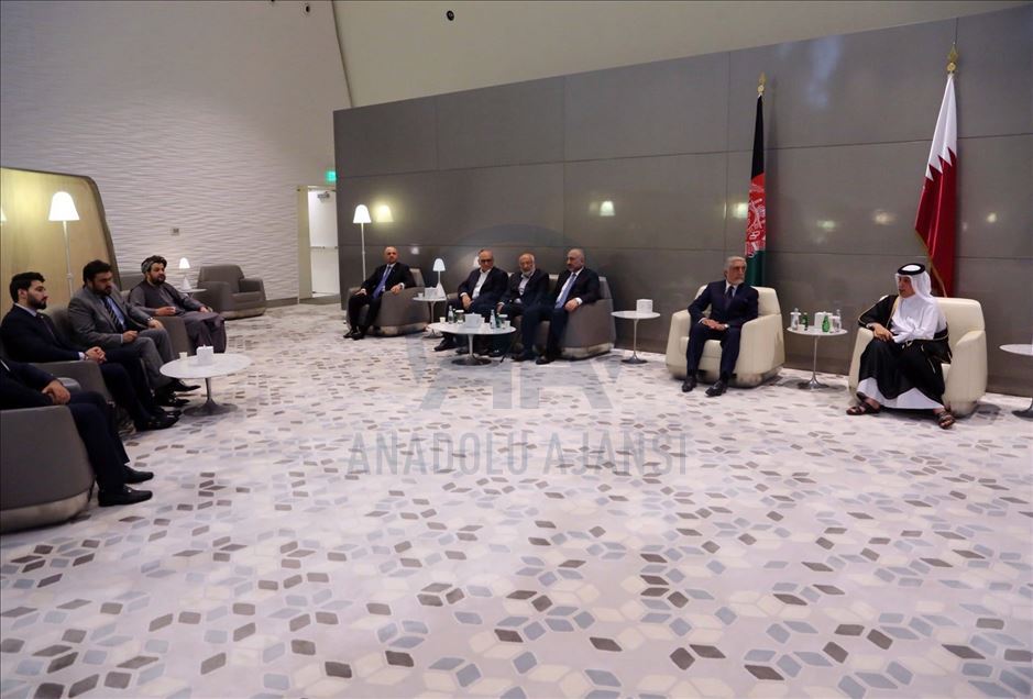 هیئت دولت افغانستان برای شرکت در نشست بین‌الافغانی وارد قطر شد