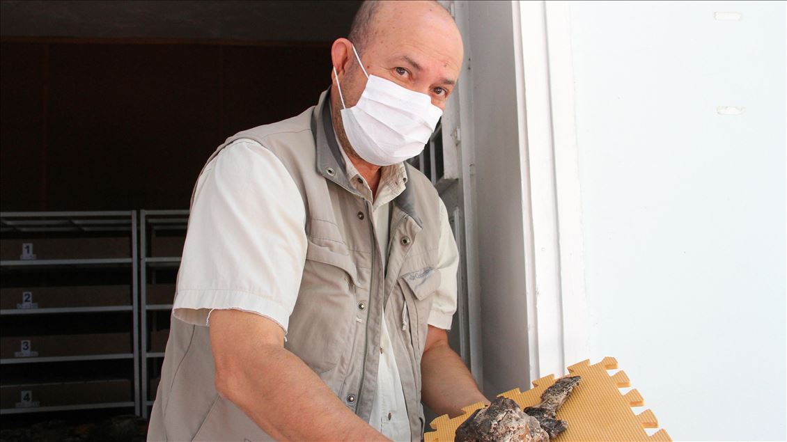 Kültepe'de yeni tanrı ve tanrıça heykelcikleri bulundu