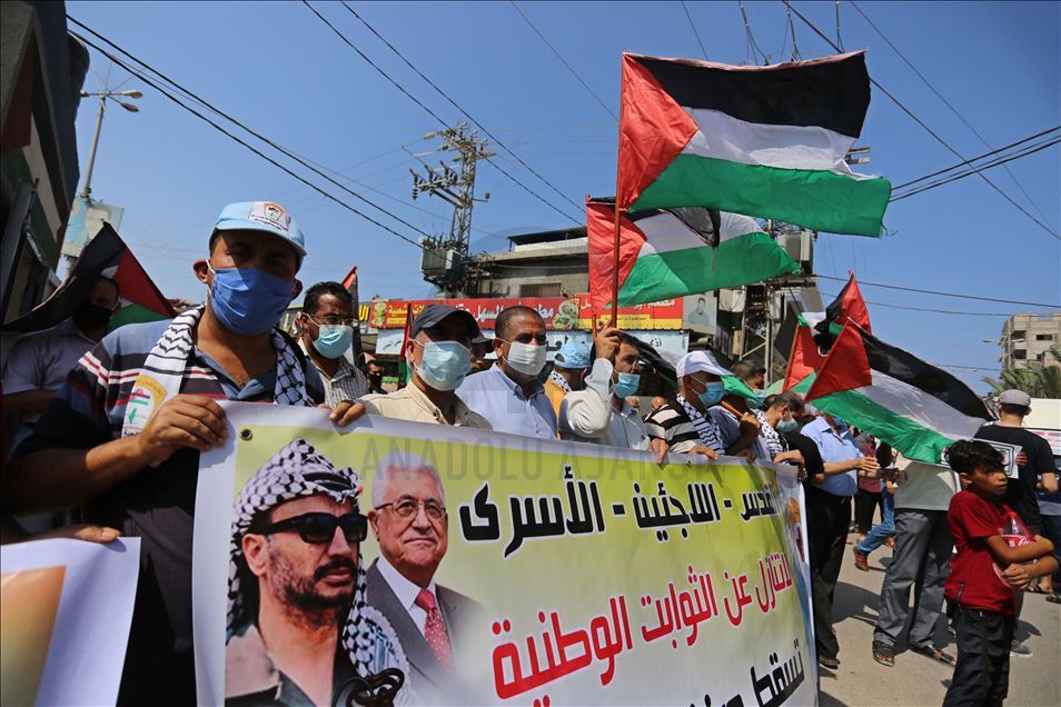 فعاليات بغزة والضفة رافضة للتطبيع "الإماراتي-البحريني" مع إسرائيل
