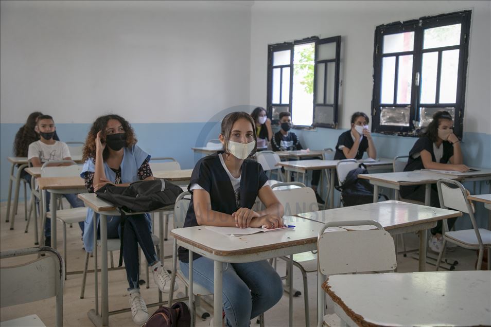 تونس .. دەست پێ کردنی خوێندن
