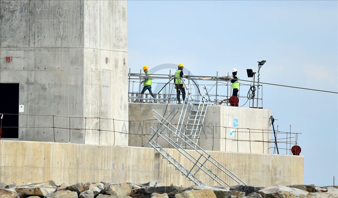 "Simgelerin köprüsü"nde kuzey yönlü geçici çalışma halatı montajı başladı