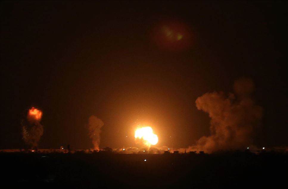 İsrail, Gazze'de Hamas'a ait noktaları vurdu