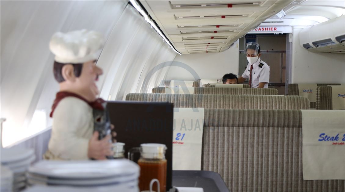 Indonezija: Boeing 737 pretvoren u restoran