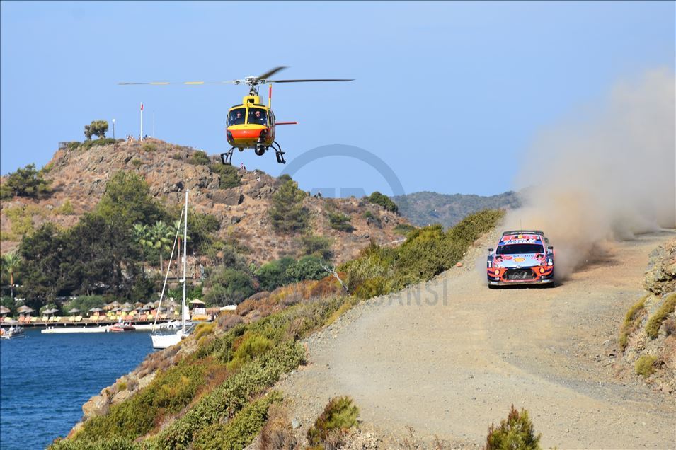 Türkiye Rallisi'nin yeni lideri Thierry Neuville