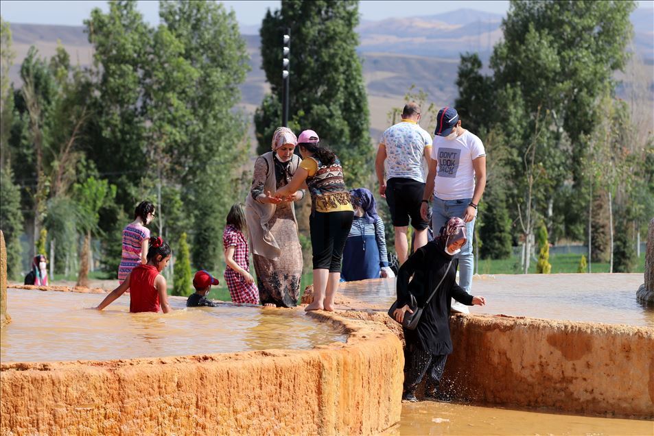 "Pamukkale'nin kardeşi" Altınkale'ye yoğun ilgi