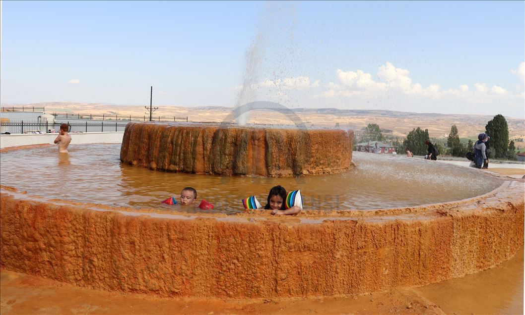 "Pamukkale'nin kardeşi" Altınkale'ye yoğun ilgi