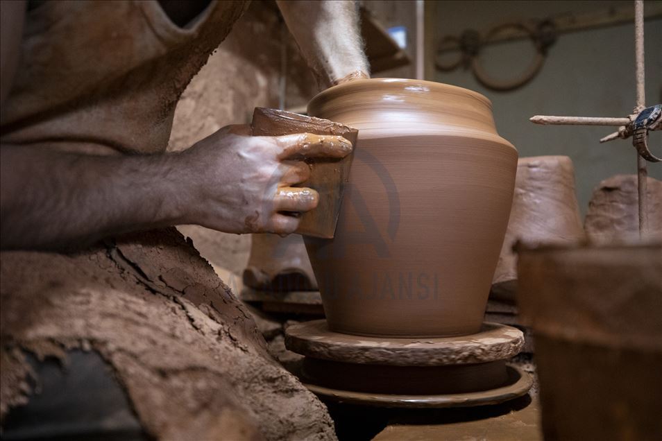 The journey of the soil to the pot in Turkey's Izmir