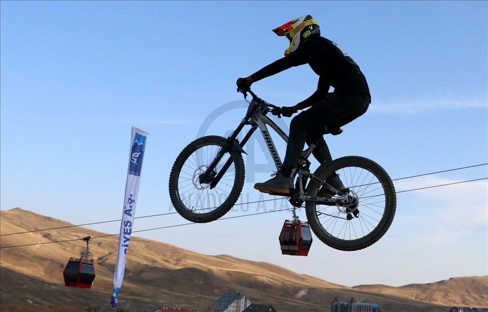 مسابقات جهانی دوچرخه‌سواری کوهستان در کوه ارجیس ترکیه