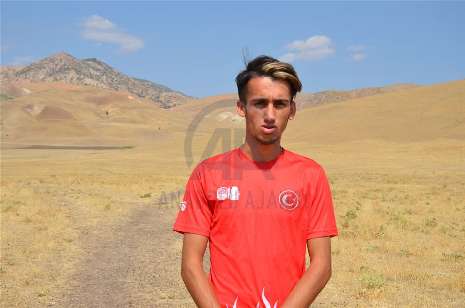 Çobanlık yaparken hazırlandı, 20 Yaş Altı Balkan Atletizm Şampiyonası'nda birinci oldu