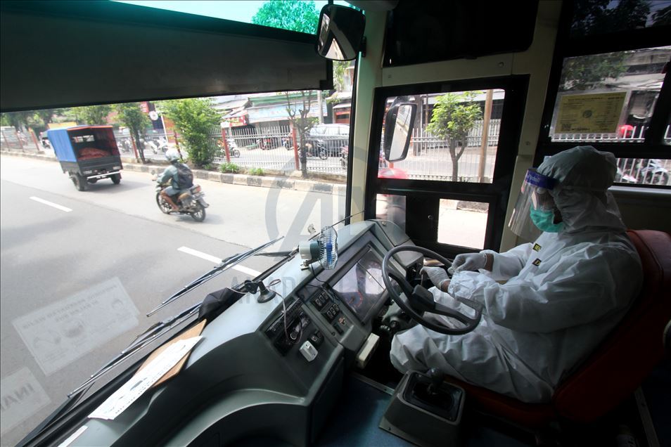 Pemerintah Jakarta gunakan Bus Sekolah untuk tranportasi pasien Covid-19