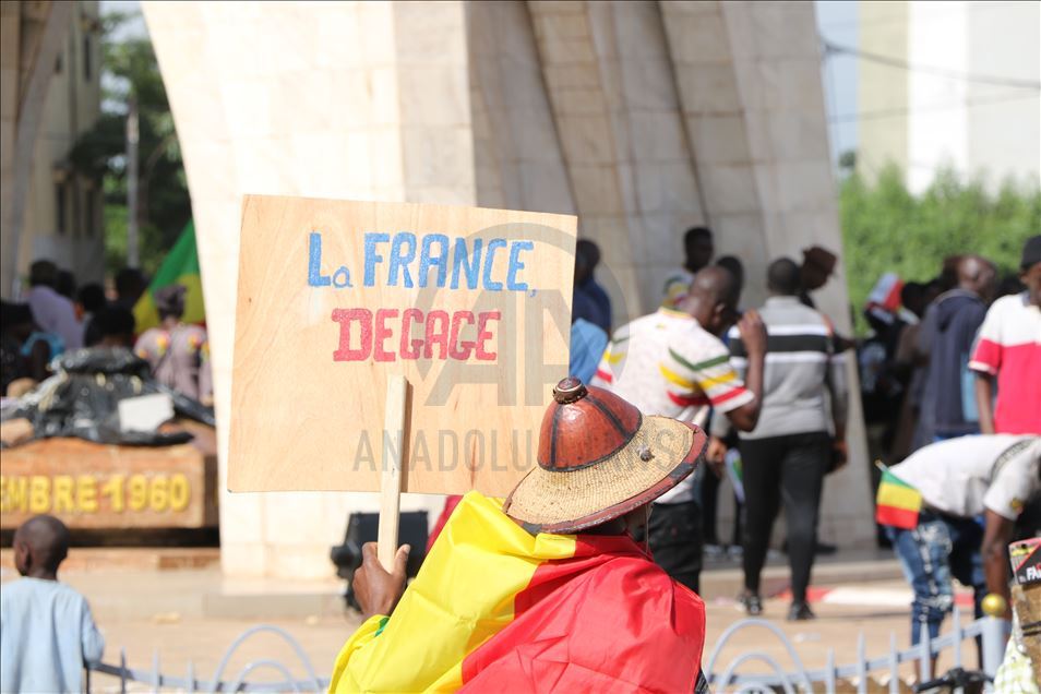 Mali, protestë kundër pranisë ushtarake të Francës në vend
