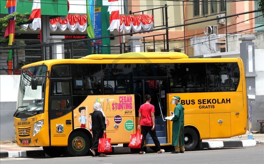 Pemerintah Jakarta gunakan Bus Sekolah untuk tranportasi pasien Covid-19