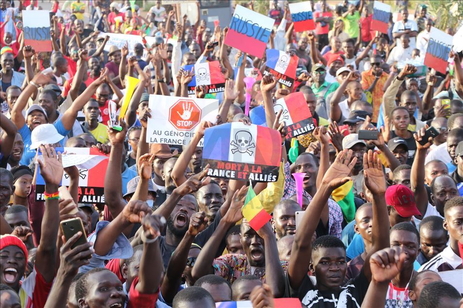 Mali, protestë kundër pranisë ushtarake të Francës në vend
