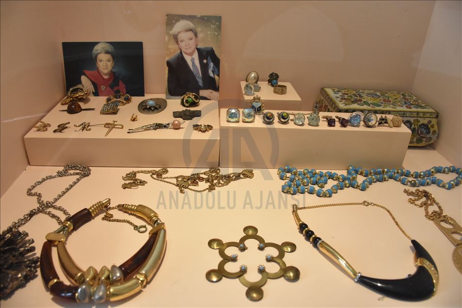 Zeki Müren vefatının 24. yılında Bodrum'daki sanat müzesinde anıldı