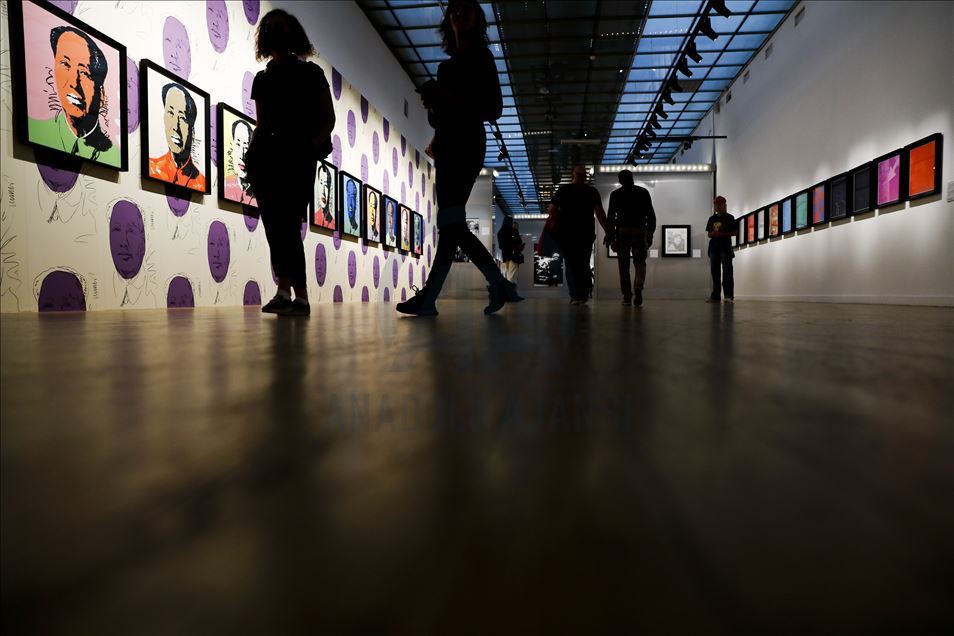 “Ben, Andy Warhol" sergisi Moskova'da 