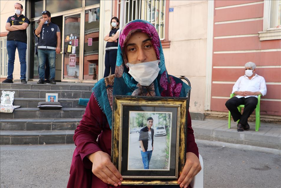 "Dayikên Diyarbekirê" kêfxweş in ku ewladekî din jî vegeriya
