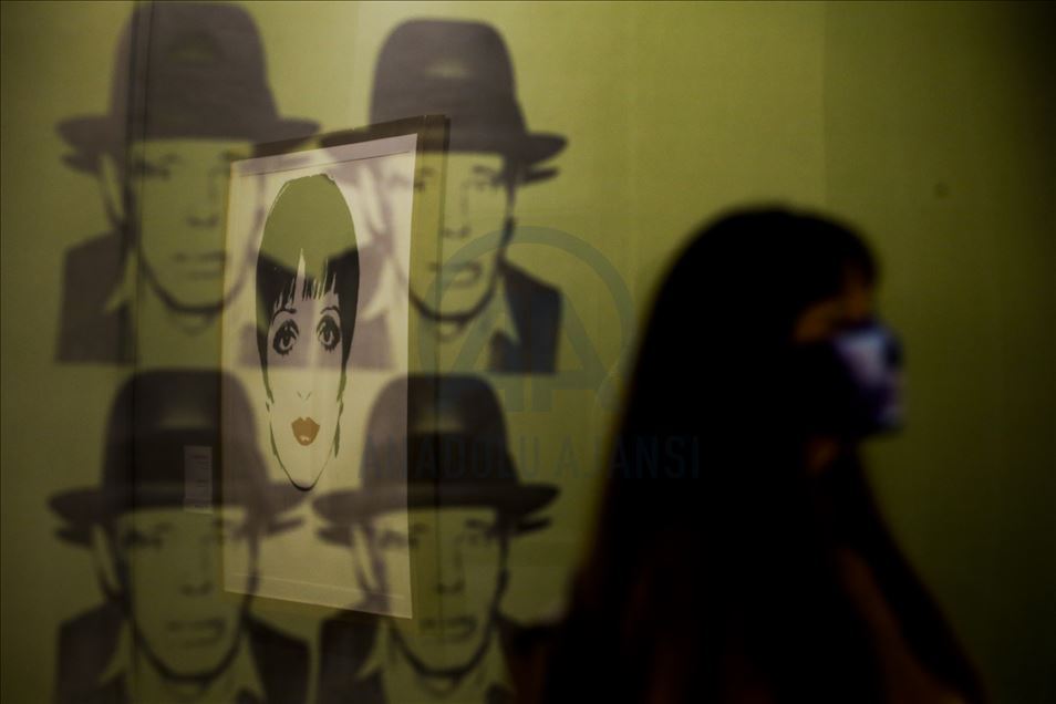 “Ben, Andy Warhol" sergisi Moskova'da 