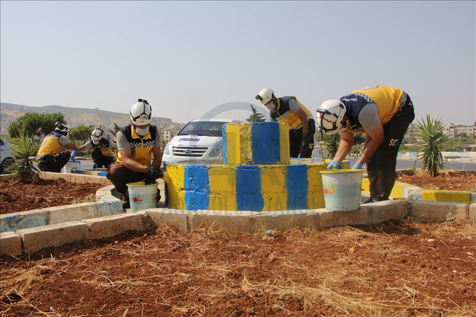 Kumsipî li Îdlibê rêça şer paqij dikin