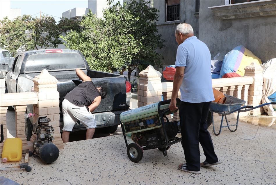 Libyalılar, iç savaşın gölgesinde ağırlaşan yaşam şartlarıyla boğuşuyor
