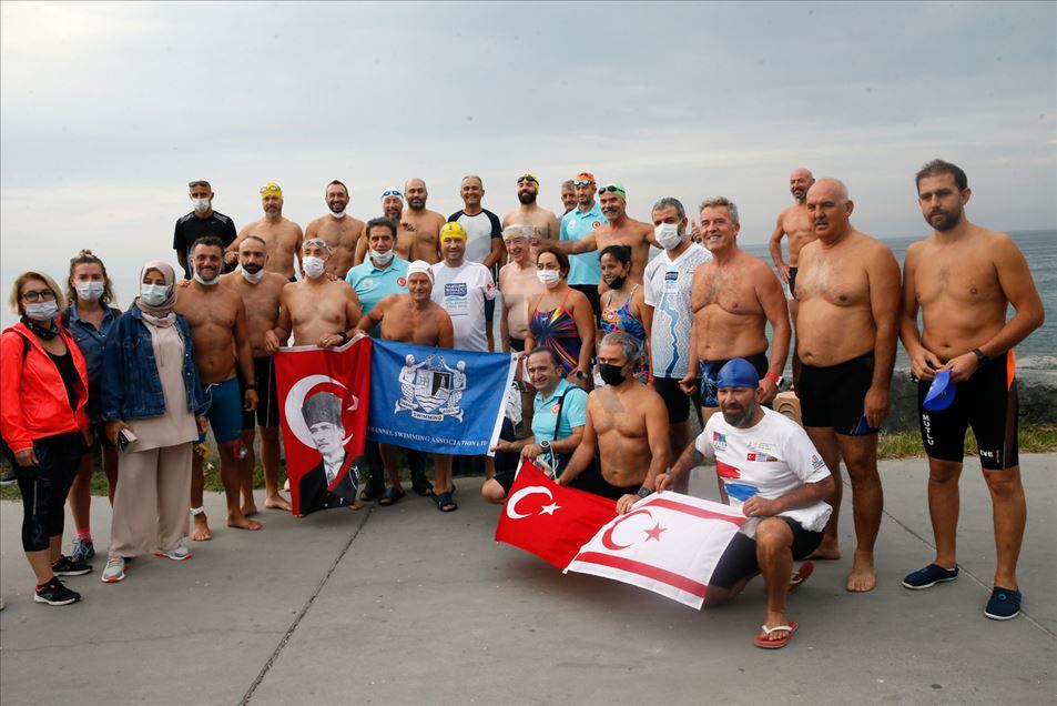 Turquía: El nadador de fama mundial, Michael Read en Estambul