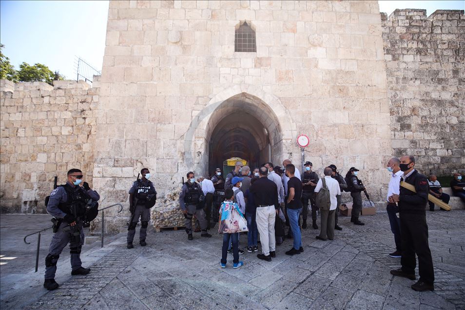 ممانعت نظامیان اسرائیل از ورود نمازگزاران به مسجدالاقصی