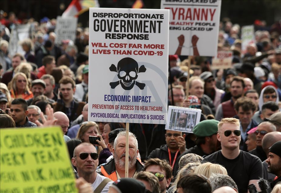 Britani, protestë kundër masave të COVID-19