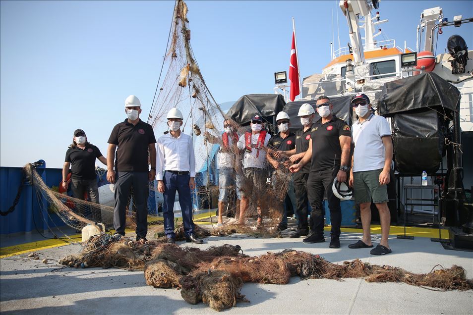 Akdeniz "hayalet ağlardan" temizleniyor
