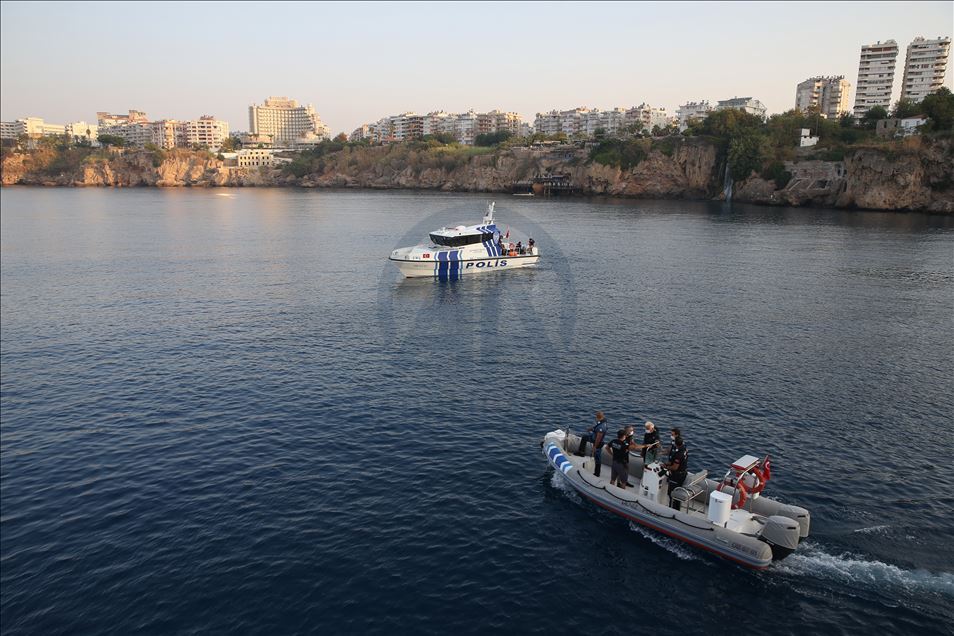 Akdeniz "hayalet ağlardan" temizleniyor