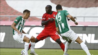 İttifak Holding Konyaspor - Beşiktaş karşılaşması