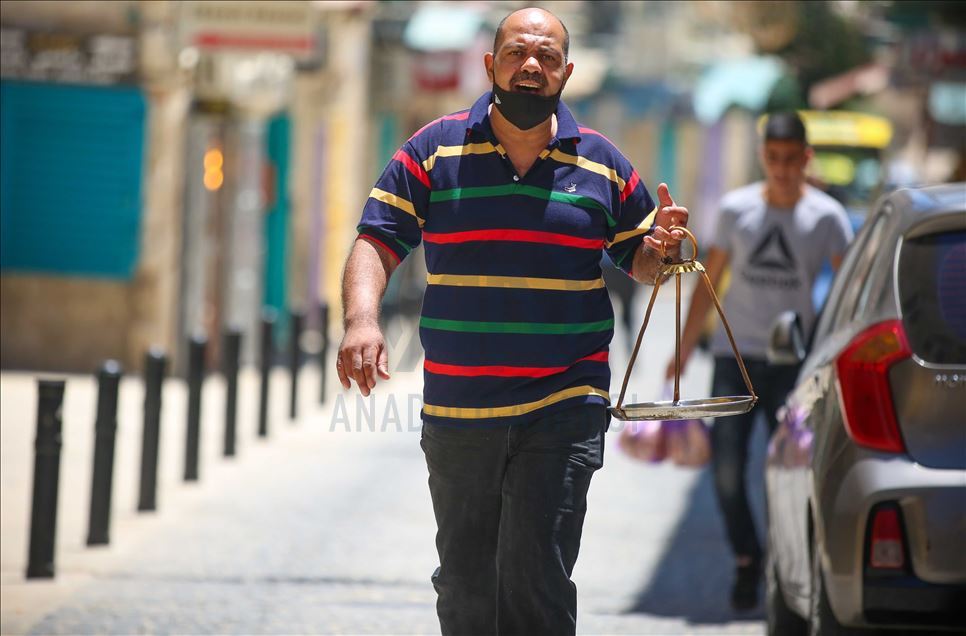 مع اندلاع موجة ثانية من فيروس كوفيد