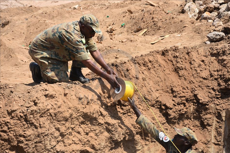 السودان.. تدمير 300 ألف قطعة سلاح غير مرخص