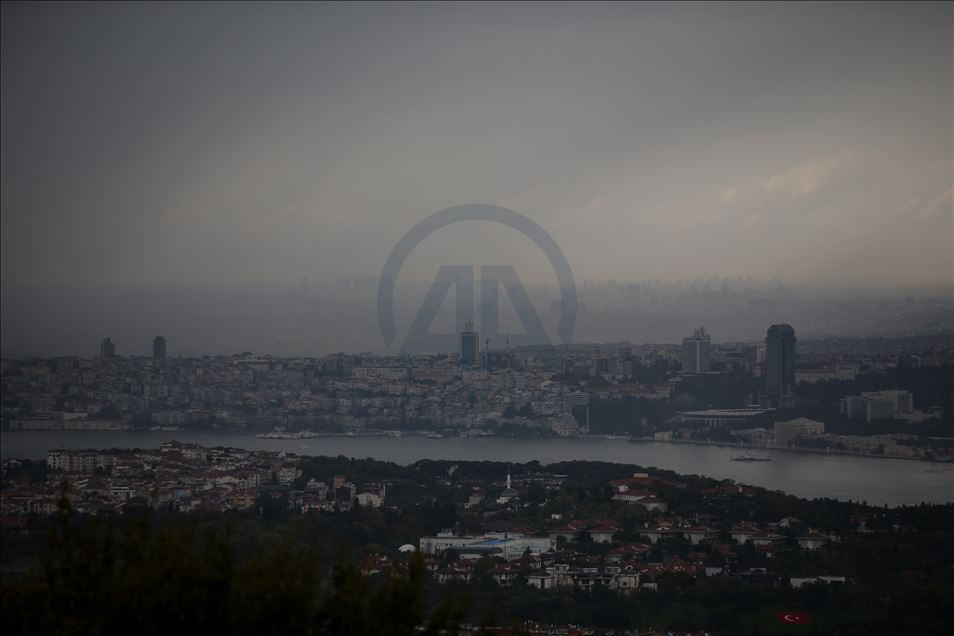 Heavy rain hits in Istanbul