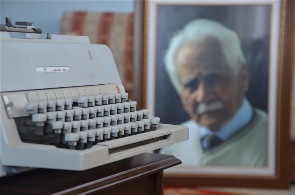Bahaettin Karakoç'un 20 bin kitabı oluşturulacak müzede halkla buluşacak