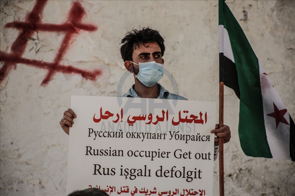 İdlib'de Rusya protesto edildi
