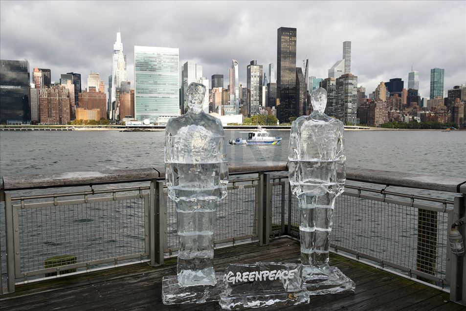 EEUU: ONG ambientalista Greenpeace colocó esculturas de hielo de Trump y Bolsonaro en Nueva York