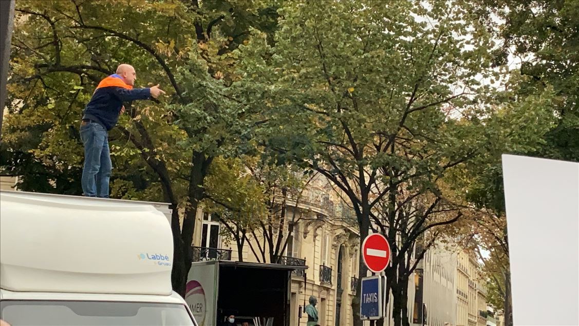 Армяне и пособники террористов РКК провели акцию в Париже