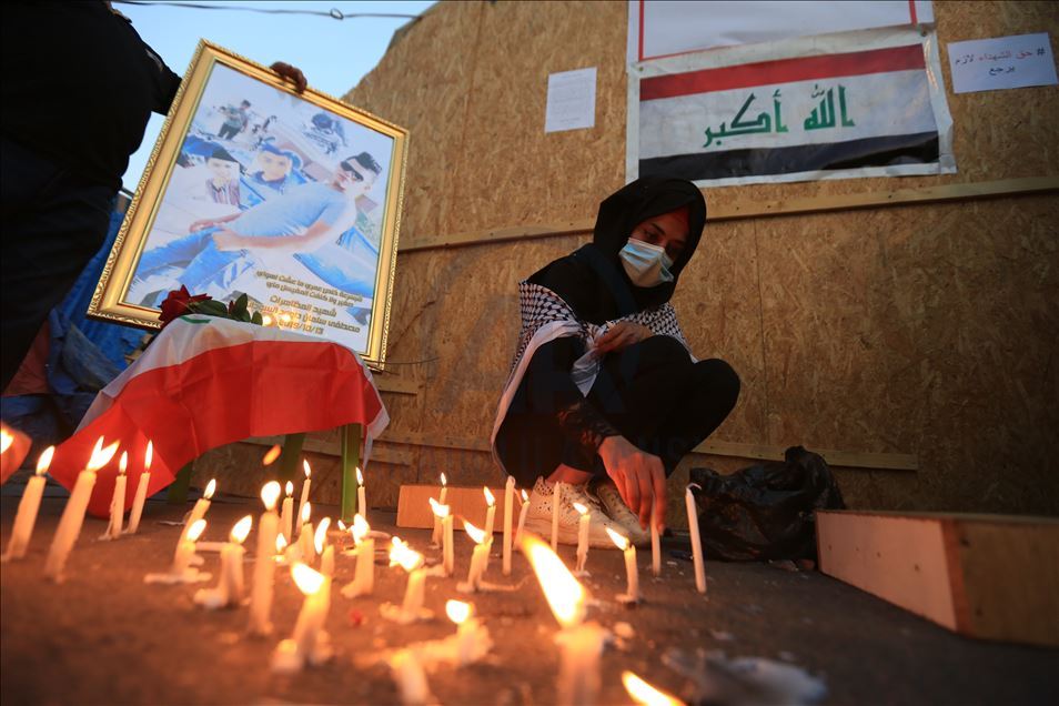 Irak'ta hükümet karşıtı gösterilerin birinci yıl dönümü